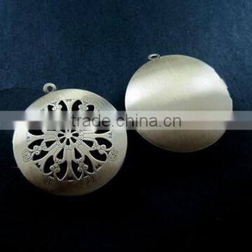 30MM Vintage Victorian Brass Bronze Round Locket,locket Pendant 1111023