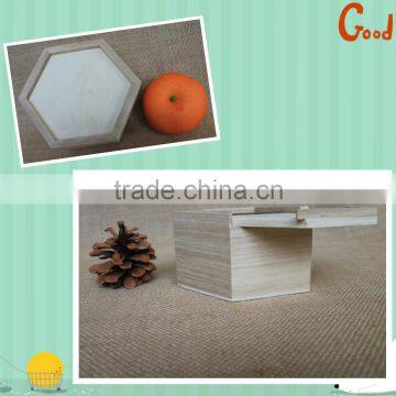 Eco-friendly Handmade Custom Candy Storage Small Wooden Barrel Decoration With Slid Lid photo-3