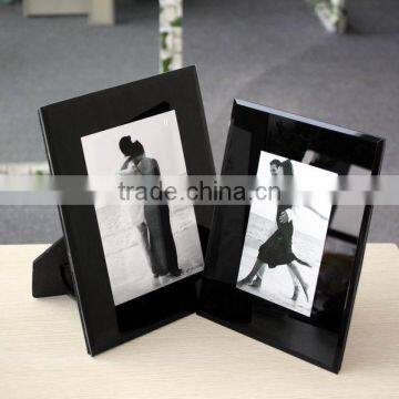 Glass photo frame