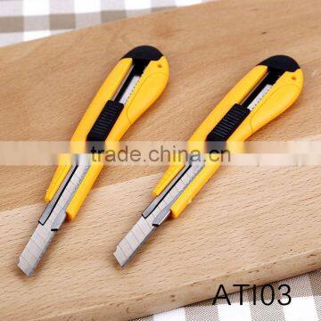 Factory 2017 Hot Sale Plastic PP Handle 18mm Cutter Knife Utility Knife Pocket Knife Multi Tool Wall Cutter Sxl223