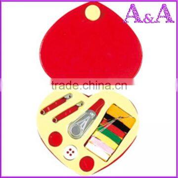 Hot-Selling Cheap Mini Plastic Travel Sewing Kit With Mirror photo-6
