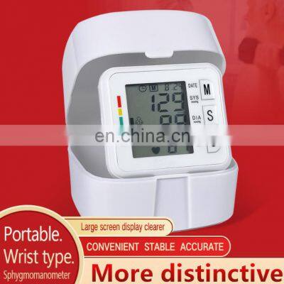 Arm Type Digital BP Machine With Voice Function Wrist Blood Pressure Monitor photo-4