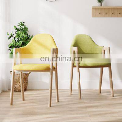 Популярные на рынке изделия. Китайский производитель предлагает стулья из ткани, а также столы и стулья для приема пищи с индивидуальным дизайном. photo-3