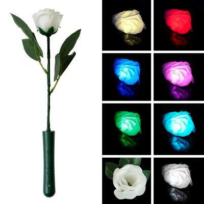 Regalos románticos para el Día de San Valentín: Rosa de plástico con luz LED Rom