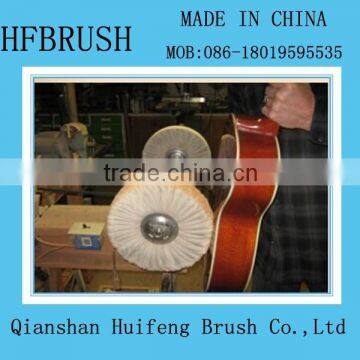 Buffing wheel for polishing wood