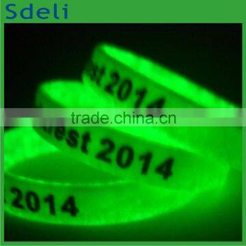 cheapest custom printing glow at night silicone wrist hand band