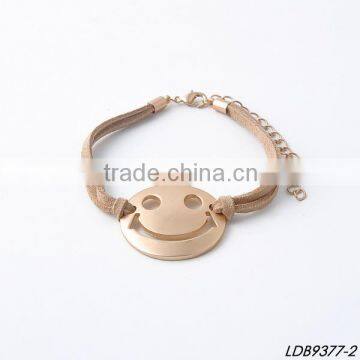 New design smiling face shaped leather bracelets set