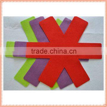 Colorful nonwoven fabric star shape heat resistant pan protector