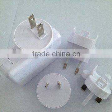 2A 4-Port USB AC Wall Charger Adapter power adapter for Apple iPhone 5 5G iPhone 4 4S iPad 2 3