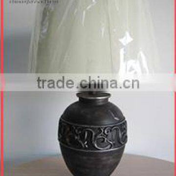Ployresin White and Black Table Lamp photo-6