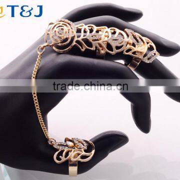 >>>2016 YIWU T&J New European Style Vintage Punk Rings For Women Men Gold Plated Rhinestone Double Finger Chain Ring Sets/