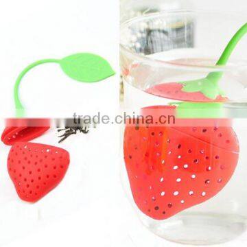 heart shape tea strainer and strawberry silicone loose tea infuser