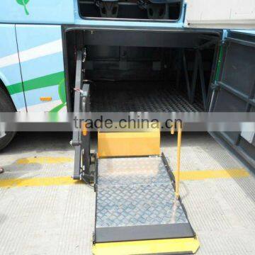 WL-T Rotating Wheelchair Lift for Tourist Bus