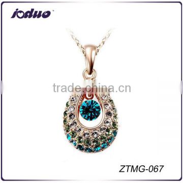 Yiwu Cheap Jewelry Drop Shaped Colored Rhinestone Pendant Necklace