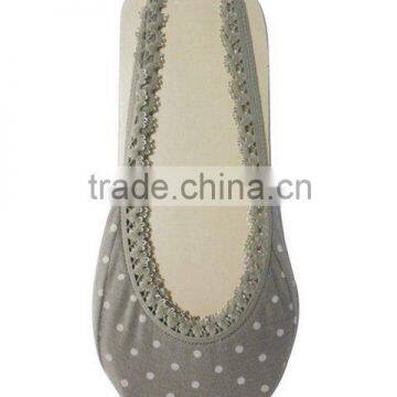 Ladies' fashion grey color with white dots printing footie socks