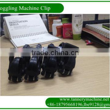 nylon plastic auto clip for togglng machine