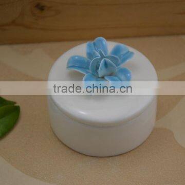 Wholesale Porcelain Jewel Box With Flower Shape Design photo-2