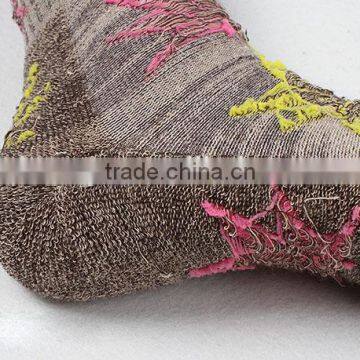 Bulk Wholesale Promotion Most Popular Maple Sports Men Socks photo-3