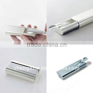 Custom logo fashion cheap metal portable pocket ashtray