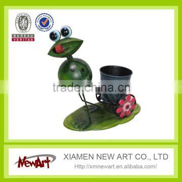 BRAND NEW METAL FROG GARDEN ORNAMENT