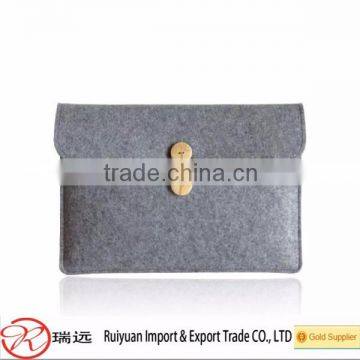 Custom High Quality Felt Laptop Sleeve With Fastener