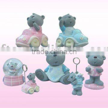 Bear cardholder, bear waterball, bear on car