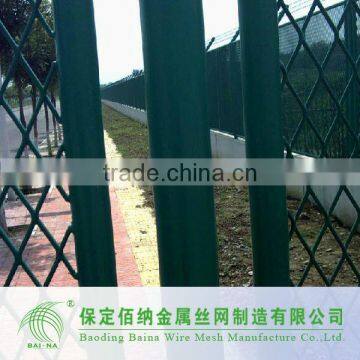 High Quality Expanded Stainless Steel Fence