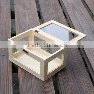 cutom ec-friendly pine wood glasses box with plastic skylight