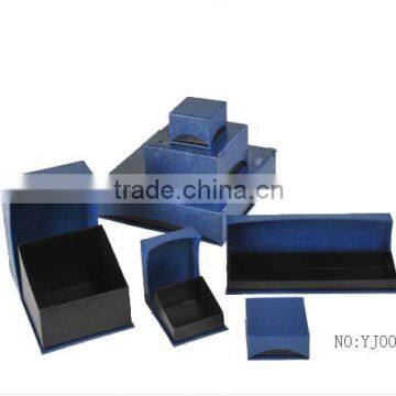 Luxury velvet insert custom logo jewelry box, kewelry packaging box