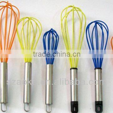 Silicone coated egg whisk