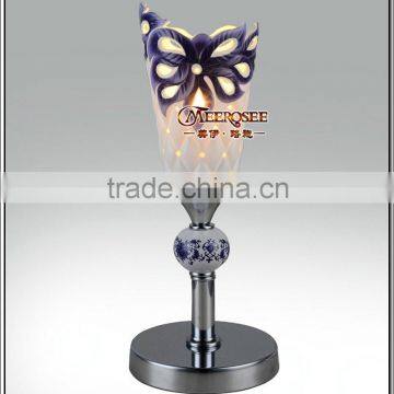 Special Color Table Lamp Hot Selling Ceramic Lamp and Flower Lampshade Table Lamp TL88028