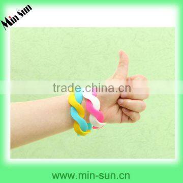 2014 alibaba china Promotional silicon shamballa bracelet