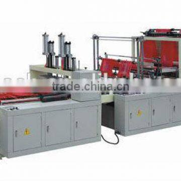 Double-layer,four-line Cold Cut Bag Making Machine (LDF-800/1000/1200) photo-2