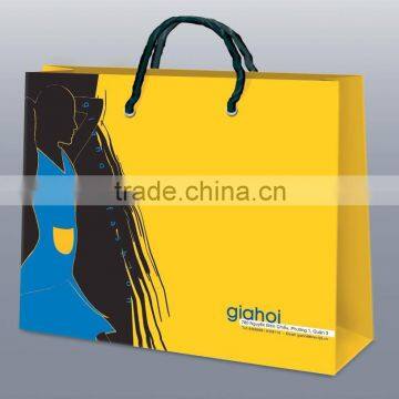 Yellow various sizes hand custom kraft paper fancy gift bags