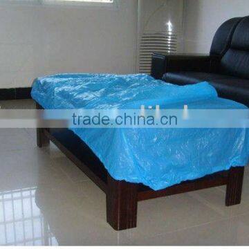 Disposable plastic waterproof PE/CPE bedspread