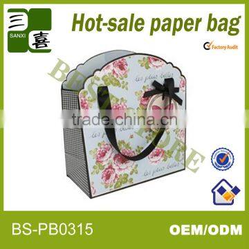 OEM beautiful paper gift bag by china paper bag supplier