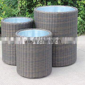 Садовая плетеная мебель. Три корзинки для цветов разных размеров. photo-2