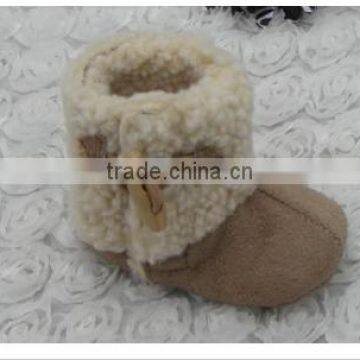 2016 Wholesale Bulk Order in China Soft Sale Baby Boots New Born Baby Shoes photo-3