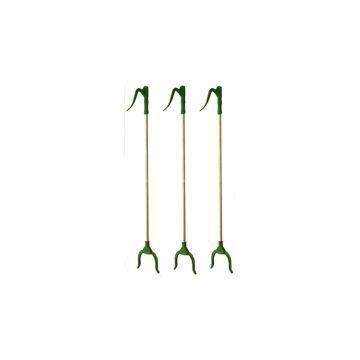 Handle grabber reaching tool