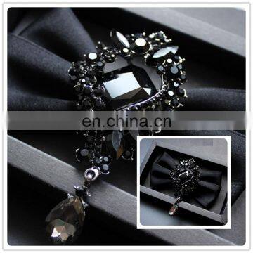 Aidocrystal Handmade Mens Bow Ties Adjustable Wedding Satin Bowtie with Black Rhinestones