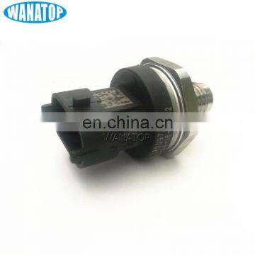 1800Bar Diesel Fuel Rail Pressure Sensor 8631588 For Volvo