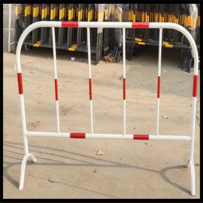 Portable Crowd Control Barrier With Water-Filled Base for Construction Sites photo-5