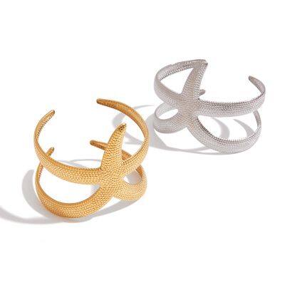 Échantillonnage rapide disponible pour la bague en acier inoxydable revêtue de PVD en or 18K