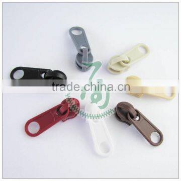 No.3 plastic slider for nylon zipper