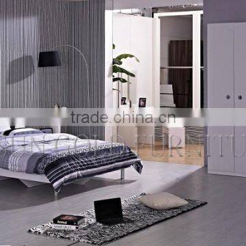 Cheap China High Gloss White Used Bedroom Furniture Sets (SZ-BF083)