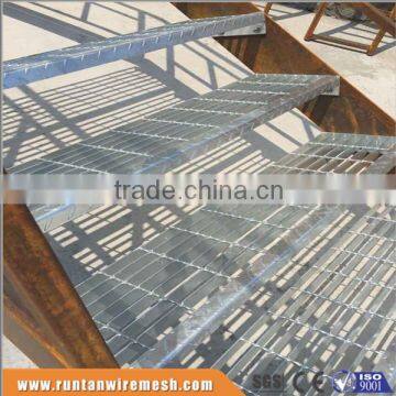 Hot dipped galvanized floor platform bar steel floor grating price (Trade Assurance)