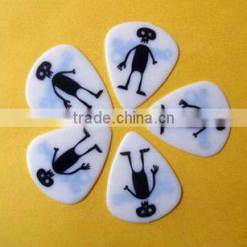 high quality custom made plastic guitar picks supplier