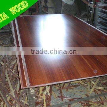 white color melamine laminated /coated plywood for