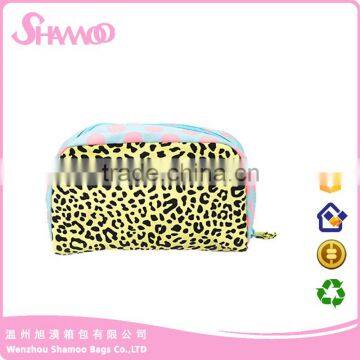 trendy leopard print and high quality canvas material with zipper