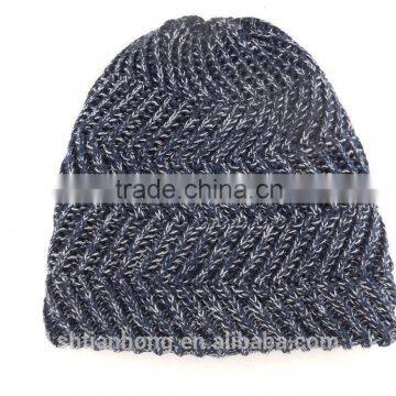 new fashion model hat to knit free